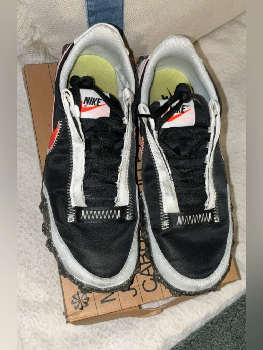 Nike Waffle Racer Crater - Black & White with Speckled Sole - Picture 5 of 9